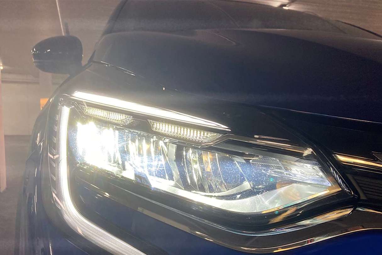 LED headlights/daytime driving lights. (Image: Byron Mathioudakis)